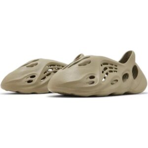 Adidas Yeezy Foam RNR Stone Salt