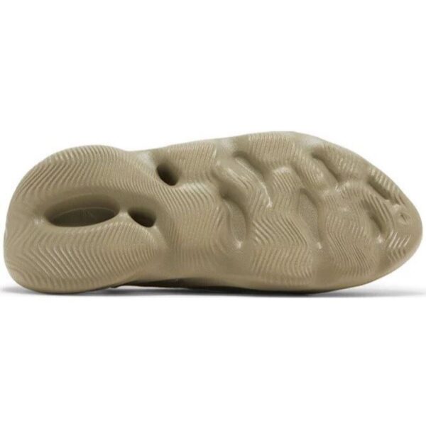 Adidas Yeezy Foam RNR Stone Salt - Image 5